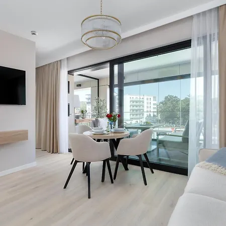 Baltic Infinity Garden 316 - & Pool Access * Miedzyzdroje