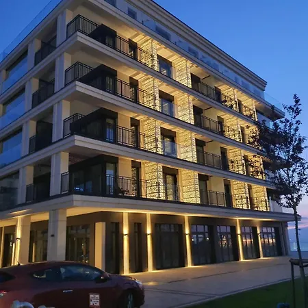 Baltic Infinity Garden 316 - & Pool Access Apartment Miedzyzdroje